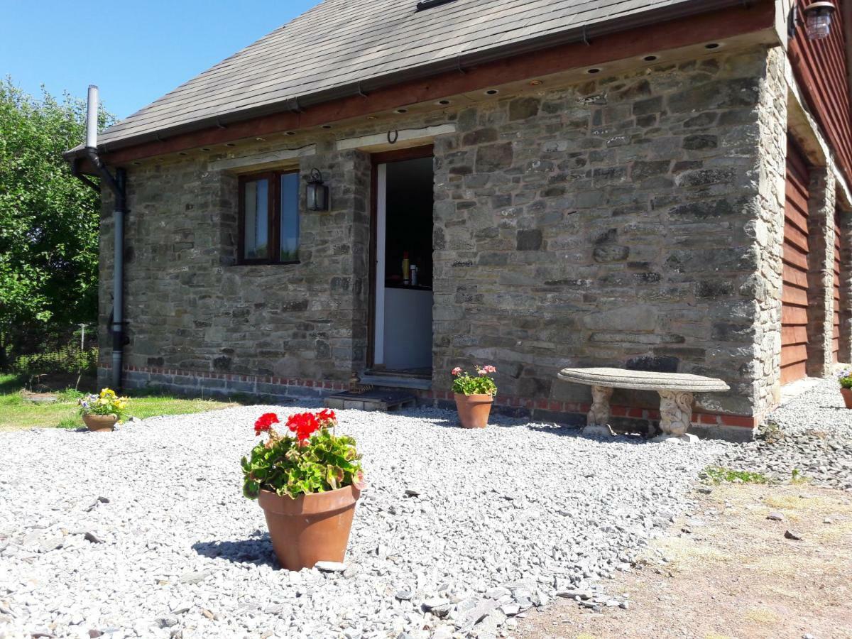 The Barn Annexe, Cefn-Yr-Allt Crickadarn Экстерьер фото